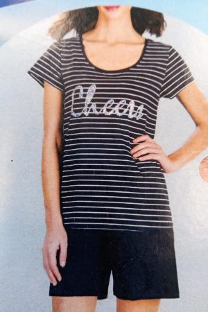 pajamas.woman.51367